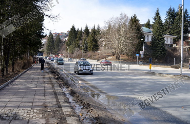 На места все още има снежни остатъци от тежката зима
