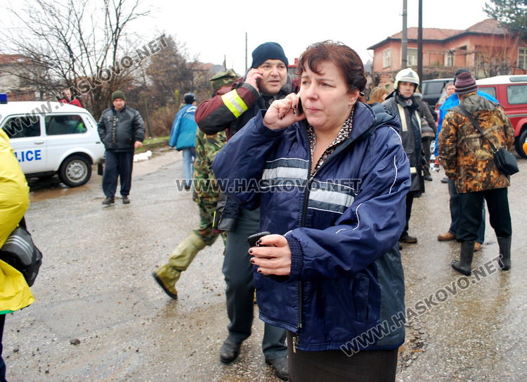 Часове след потопа в Бисер Ирена Узунова бе в селото