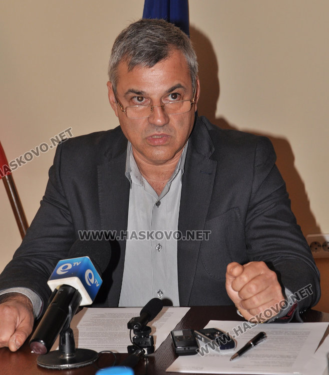 Минко Ангелов: Предоговаряме с Брюксел да няма нов бежански лагер в Хасково