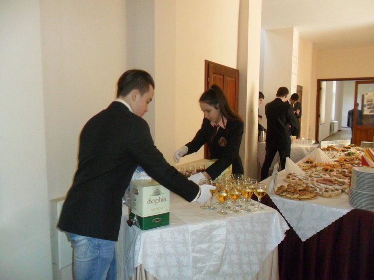 Златаровци с всеки следващ кетъринг, все по добри