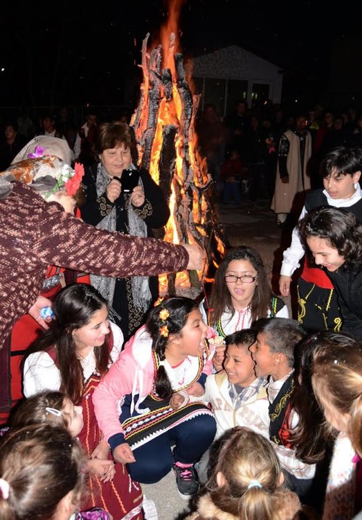 Сирни заговезни отбелязаха в димитровградското село Крепост