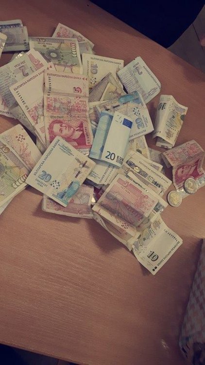 От благотворителните кутии в Ардино събраха 3 156 лв. за лечението на Даниел