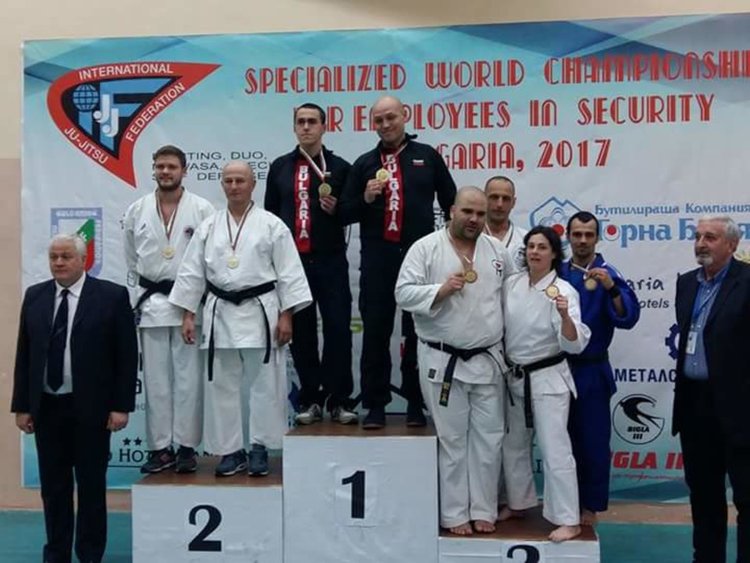 Смолянски полицаи извоюваха световни титли по Джу-джицу
