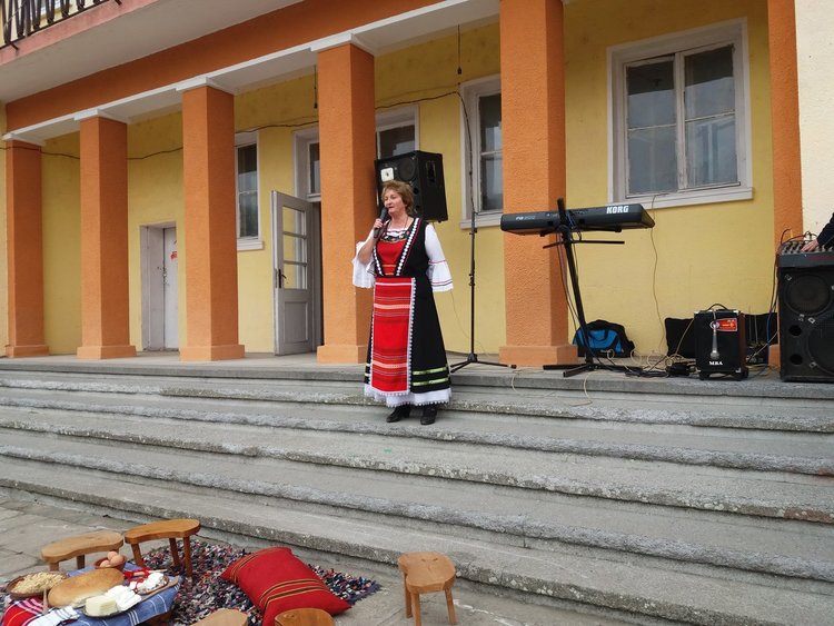 Кукери от Орехово гониха злите духове от Караджалово