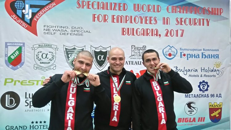 Смолянски полицаи извоюваха световни титли по Джу-джицу