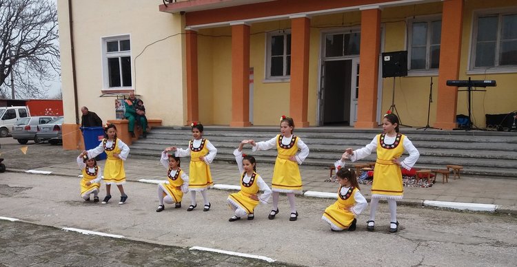 Кукери от Орехово гониха злите духове от Караджалово