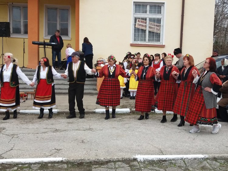 Кукери от Орехово гониха злите духове от Караджалово