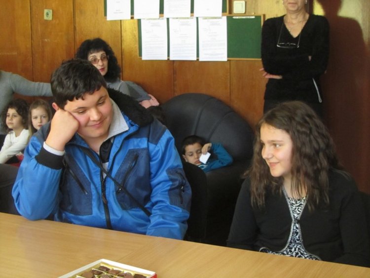 Мариела и Калин от Смолян заминават за Световните зимни игри на Спешъл Олимпикс 