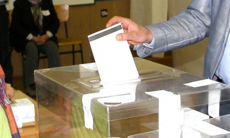 По 64 лв. взимат шефове на СИК, за да броят бюлетини