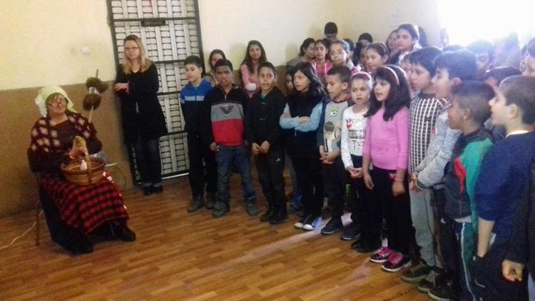 Наградиха най-добрите майстори на мартеници в Караджалово