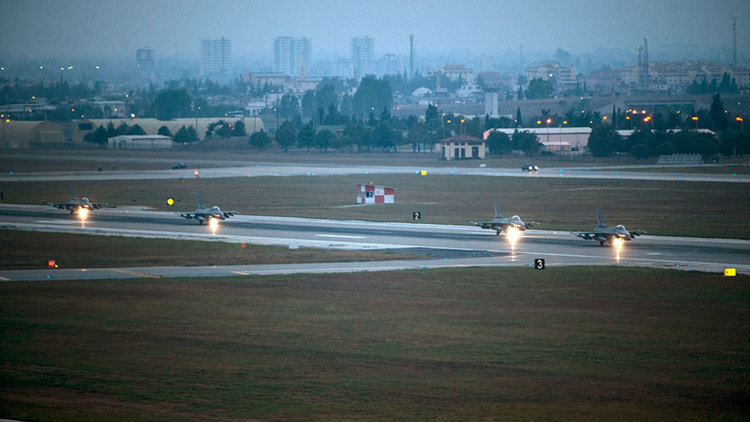 Медии: Турция може да откаже достъп до Инжирлик на американските военни