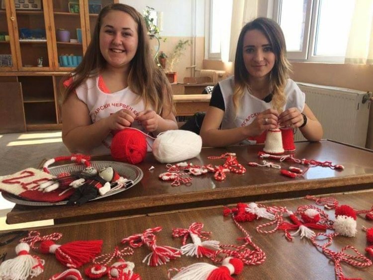 БЧК: Честита Баба Марта - бели, румени, весели, засмени! 