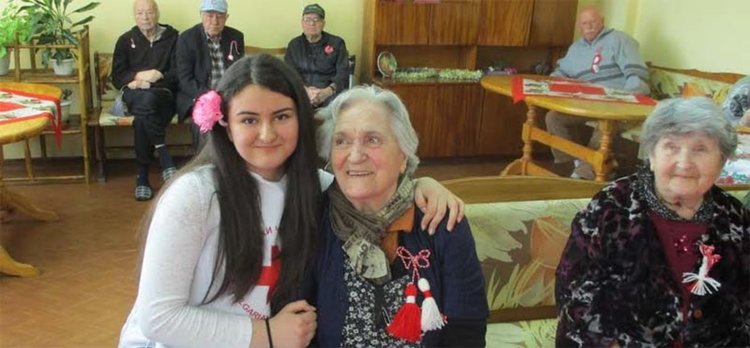 Радост в Дома за стари хора в Кърджали