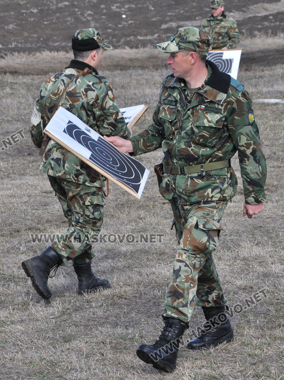 Армията гърми срещу полицията в турнир по стрелба (обновена)