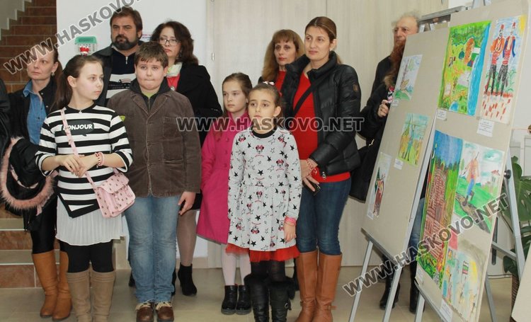 Димитровградските деца твориха в конкурса "За свободата българска"