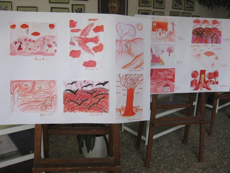 Мартенско дърво „разцъфна“ в двора на училище „Отец Паисий“