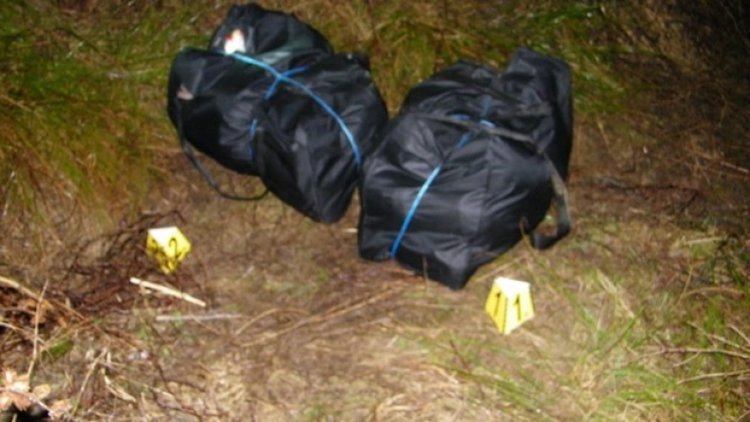 Граничари хванаха македонци с 45 килограма марихуана