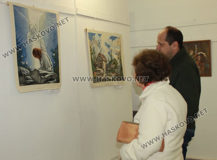 80 гоблена показва мартенска изложба в Димитровград