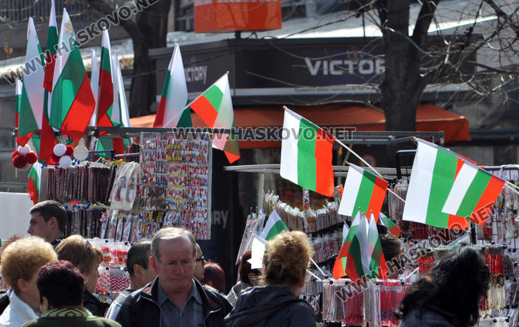 Общината осигурява 1000 знамена за участниците в шествието за 3 март