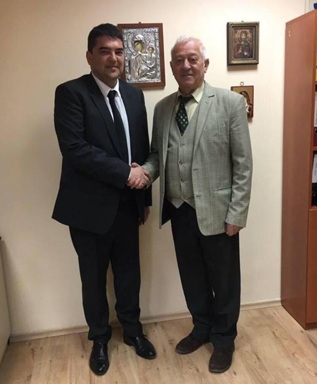 За автономна индустриална зона в землищата на селата Крепост и Узунджово настоява Стефан Димитров