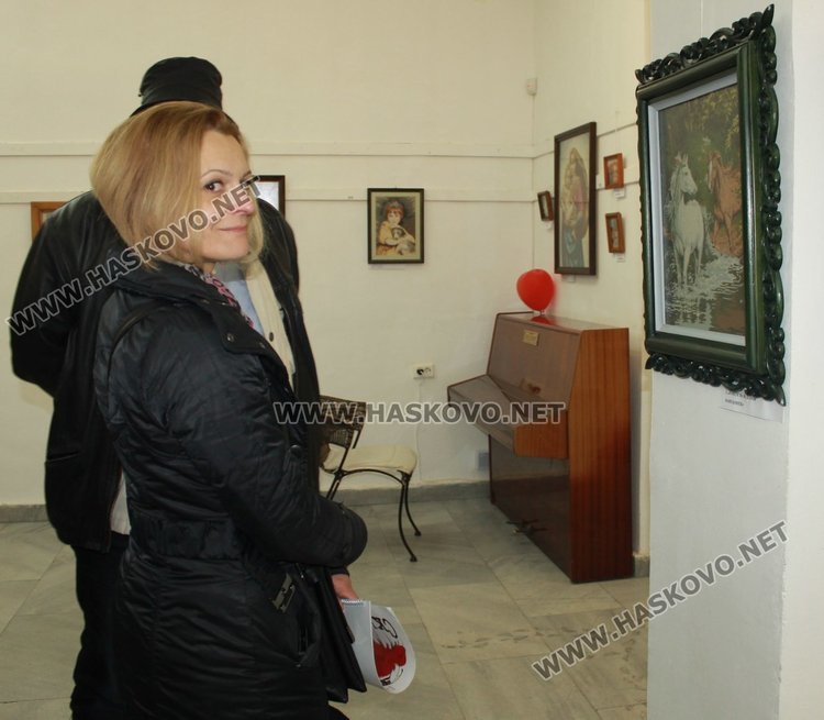 80 гоблена показва мартенска изложба в Димитровград