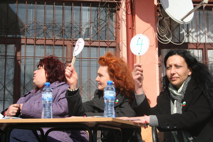 С конкурс-рецитал учениците от Градина отбелязаха 3 март