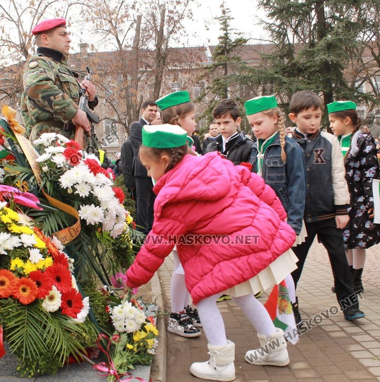 С общоградско тържество Димитровград отбеляза националния празник 3 март и 139 години от Освобождението на България