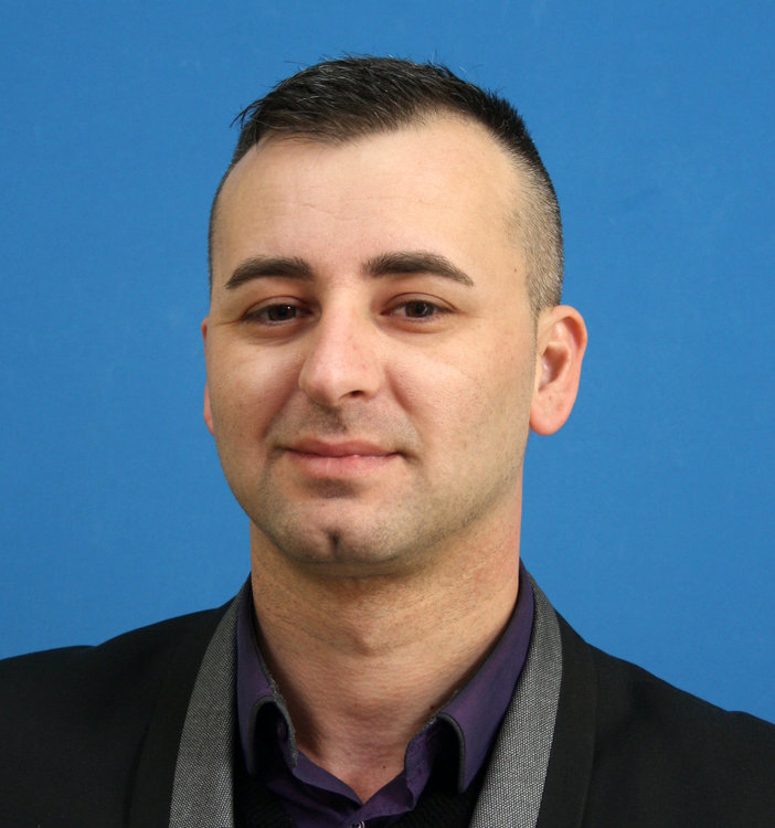 Велин Кръстев