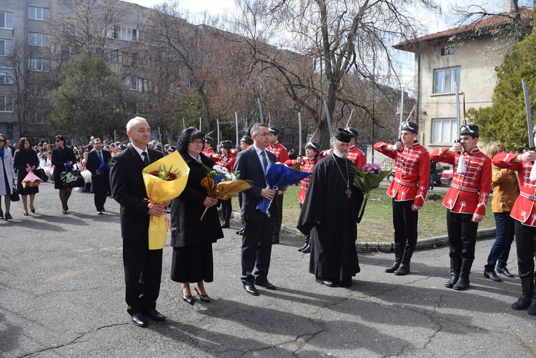 Кърджали се поклони пред саможертвата на руските воини-освободители