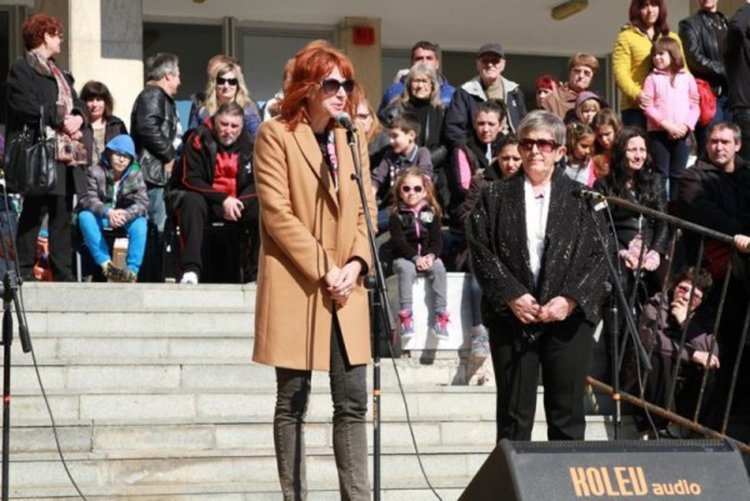 Близо 800 кукери гониха зимата и злото в Стара Загора