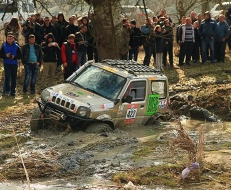 Труден и силен старт на офроуд надпреварата „Кърджали офроуд фест”