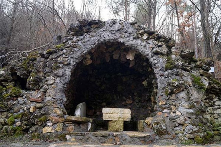 Близо до рудник Звездел