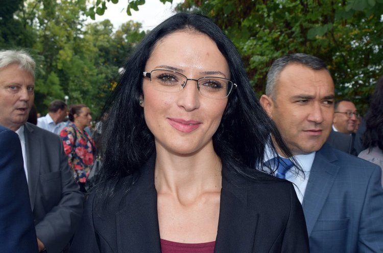 Селвие Ахмед