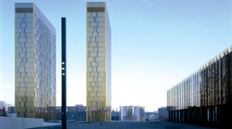 Сн.: Съд на Европейския съюз