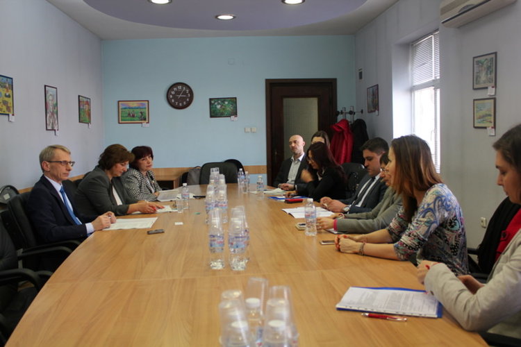 Професията "приложен програмист" влиза в професионалните гимназии от есента