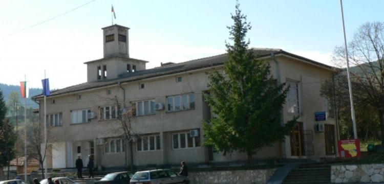 Общината в Маджарово обслужва едва 1744 души