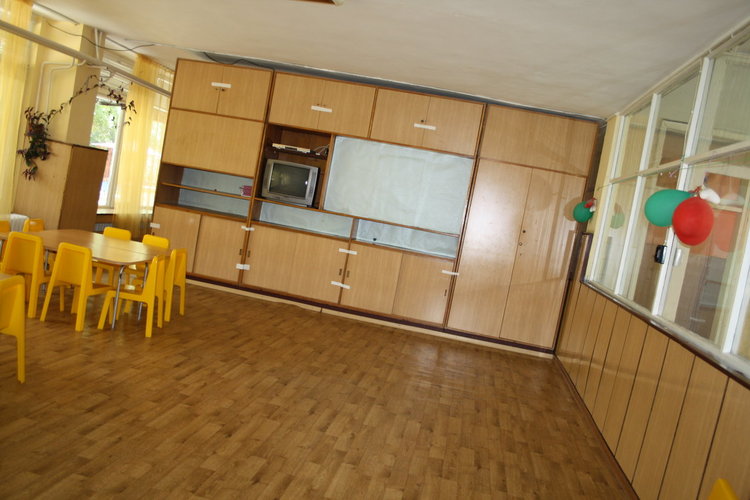 Общината купува мебелировка за 4 детски градини за 260 бона