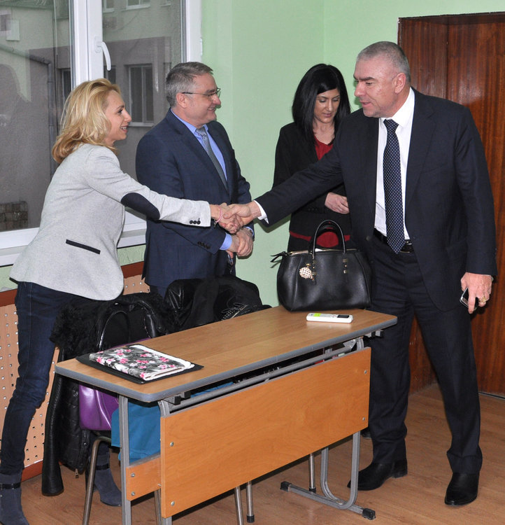 Веселин Марешки в Хасково: Бензинът по 1.80 лв. Веднага!