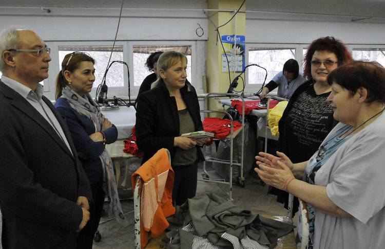 Среща на Елена Йончева с екипа на „Димана” в  Харманли