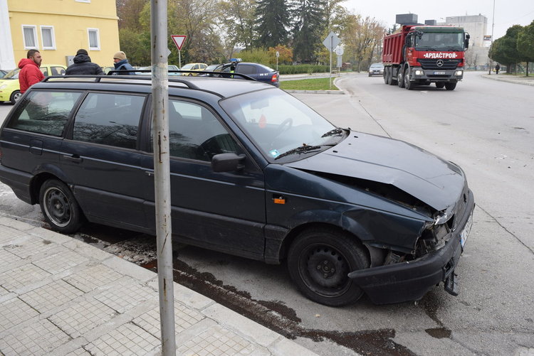 Три катастрофи за ден,пак баварци трошат ламарини
