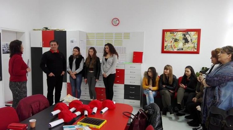 Истински добрата новина - награждават морално ученици за човещина