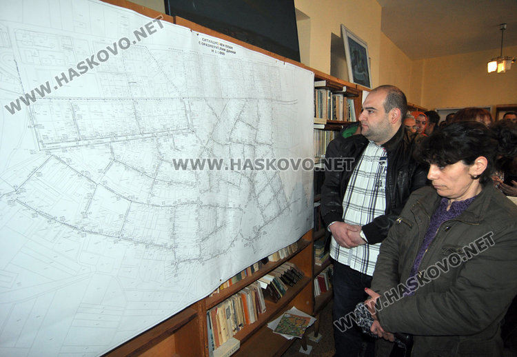 Делян Добрев: Изпълняваме обещанията си към Болярово, тръгва проектът за  канализацията на квартала