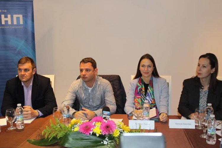 Ева Паунова-Майдел: Битката на 26 март е битка за бъдещето!