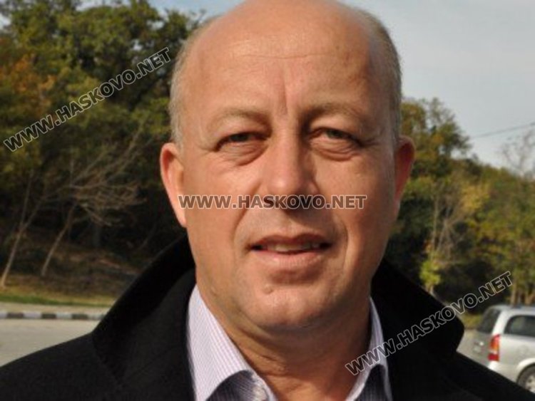 Искендер обяви среща на ринга в боксов мач на Местан 