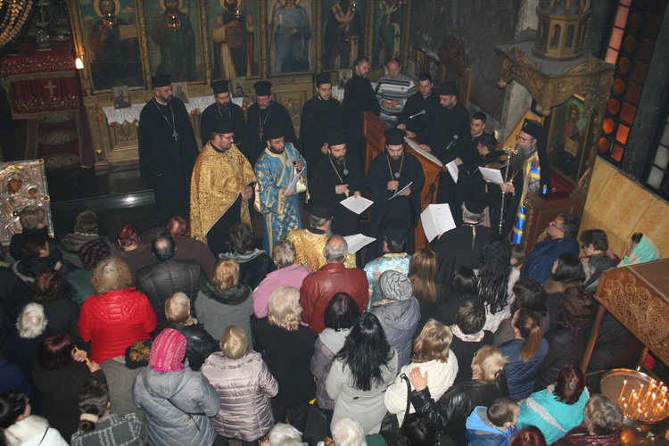 Посрещането на "Златна ябълка" се превърна в истински празник