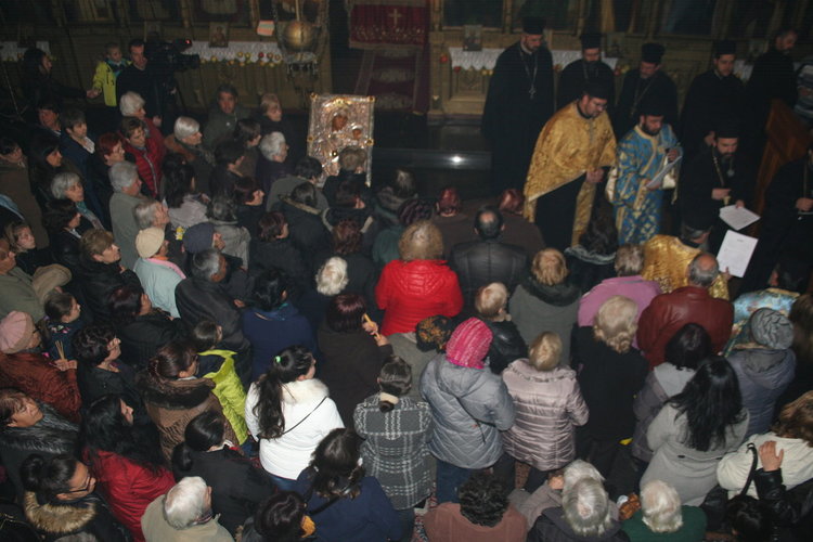 Посрещането на "Златна ябълка" се превърна в истински празник