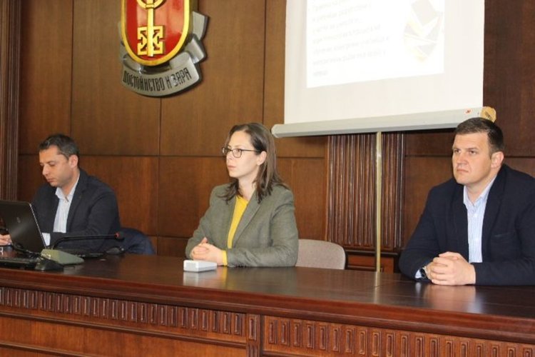 Милена Дамянова: Неграмотността ще бъде преодоляна. Който не ходи на училище, няма да получава социални помощи 