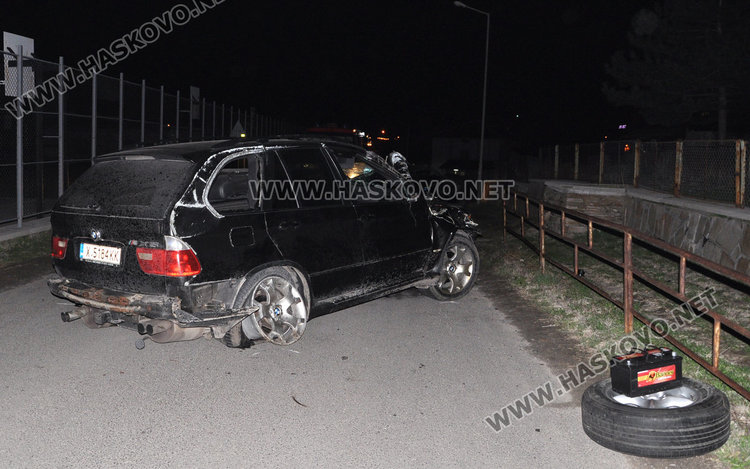 МВР: Катастрофата с БМВ-то е заради несъобразена скорост, няма алкохол 