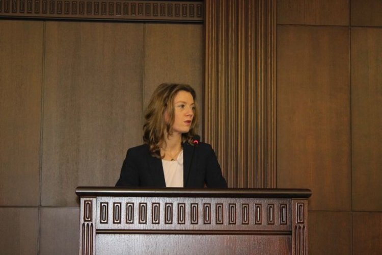 Милена Дамянова: Неграмотността ще бъде преодоляна. Който не ходи на училище, няма да получава социални помощи 