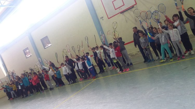 Малките ни тенесисти мачкат наред в Комотини,респектират комшиите